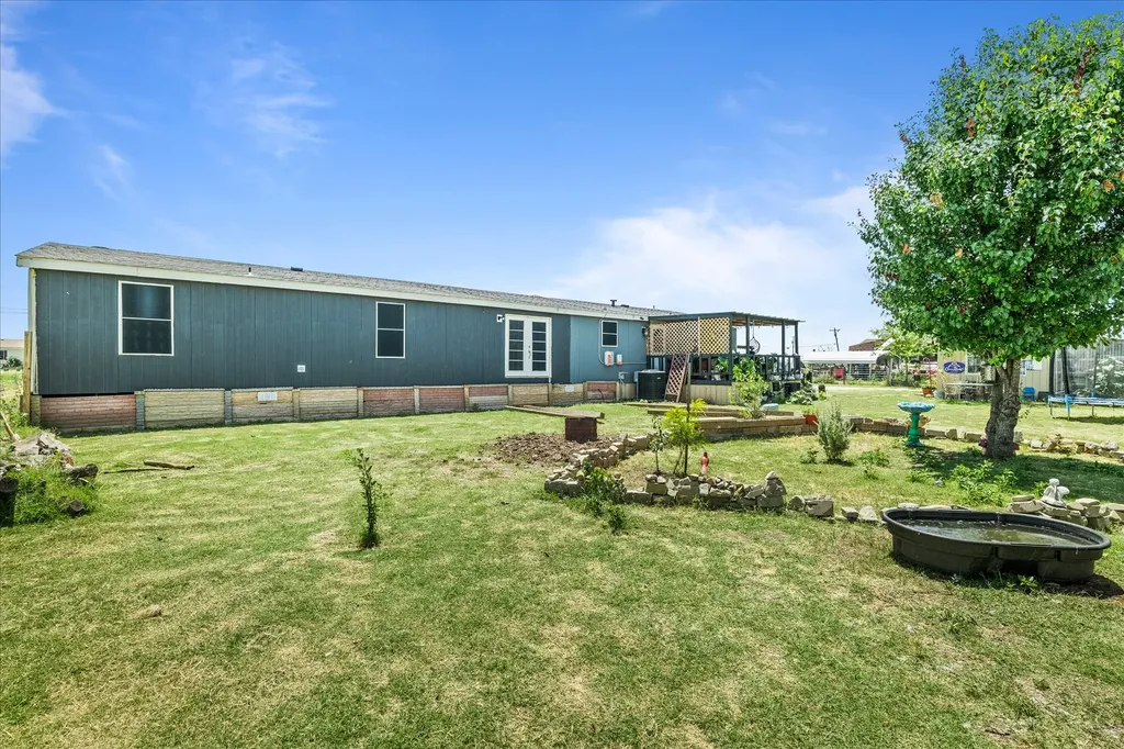 5909 Black Springs Lane Joshua TX 76058