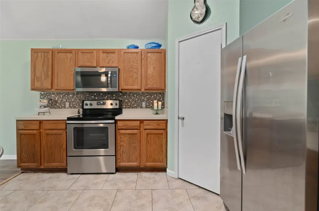2608 Hilcroft Avenue Denton TX 76210