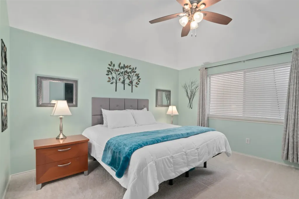 2608 Hilcroft Avenue Denton TX 76210
