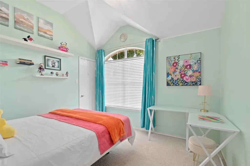 2608 Hilcroft Avenue Denton TX 76210