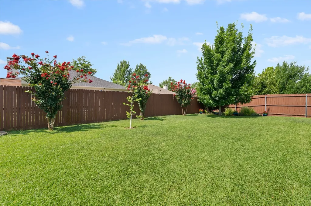 2608 Hilcroft Avenue Denton TX 76210
