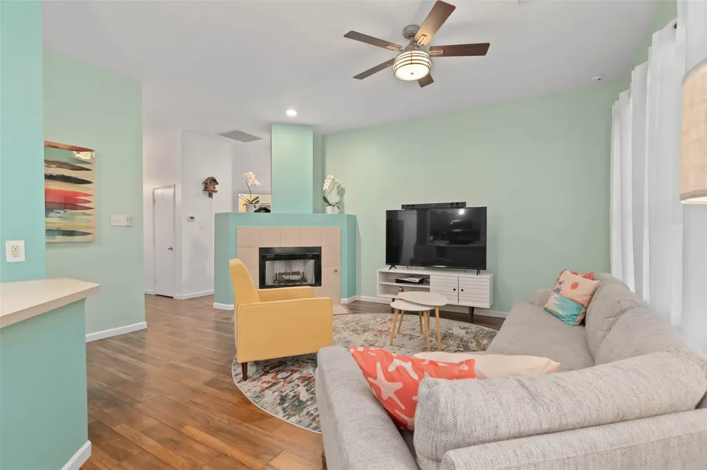 2608 Hilcroft Avenue Denton TX 76210