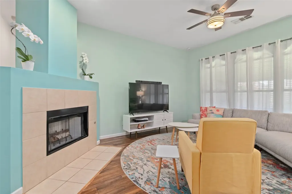 2608 Hilcroft Avenue Denton TX 76210