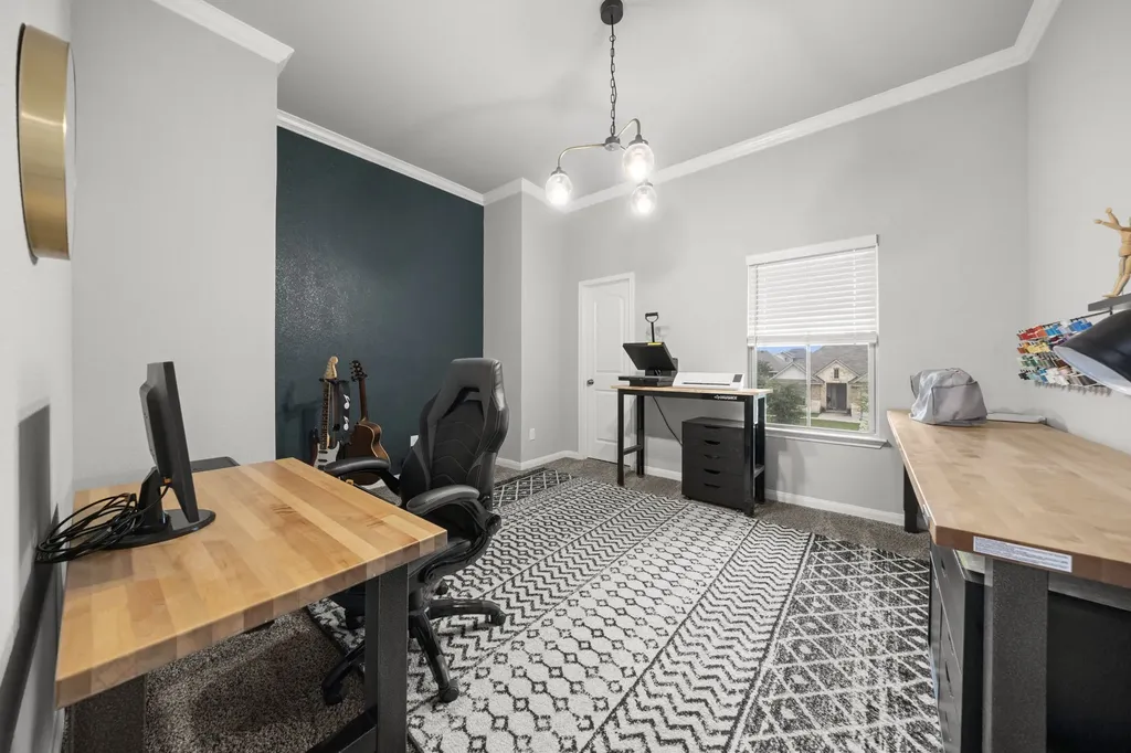 3221 Samson Drive Waco TX 76655