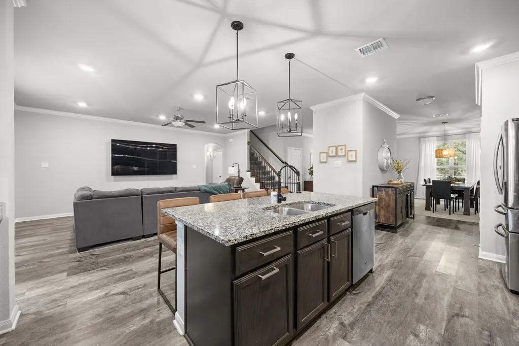 3221 Samson Drive Waco TX 76655