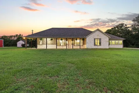 7106 County Road 4729 Commerce TX 75428