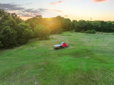 7106 County Road 4729 Commerce TX 75428