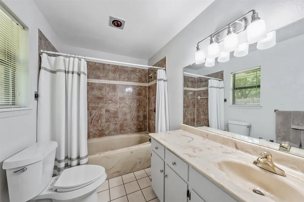 354 Royal Circle Whitehouse TX 75791