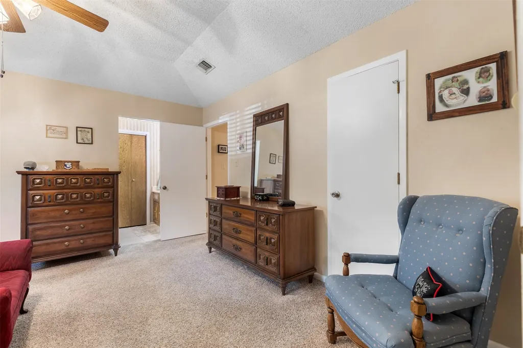 804 Holland Drive Denison TX 75020