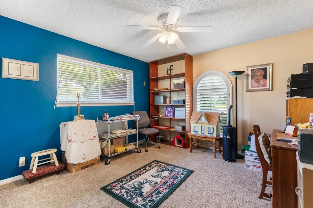 804 Holland Drive Denison TX 75020