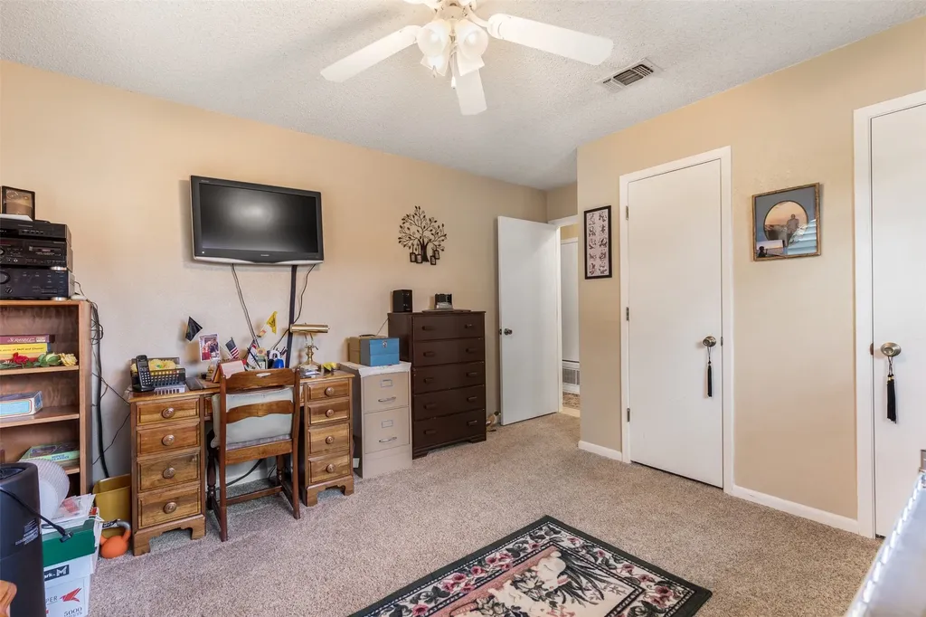 804 Holland Drive Denison TX 75020