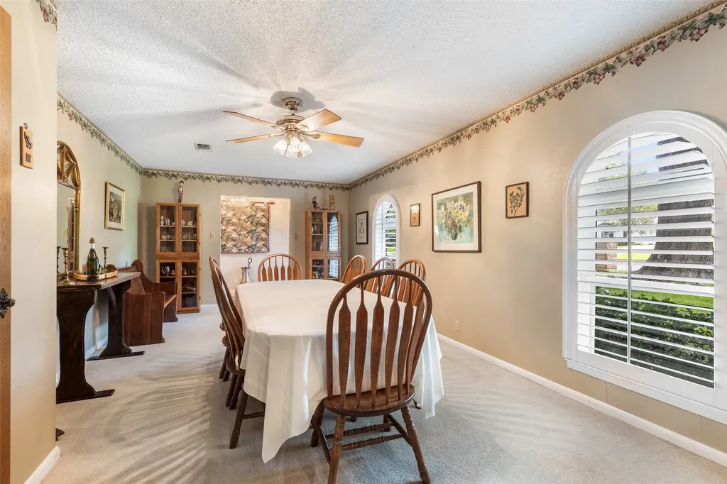 804 Holland Drive Denison TX 75020