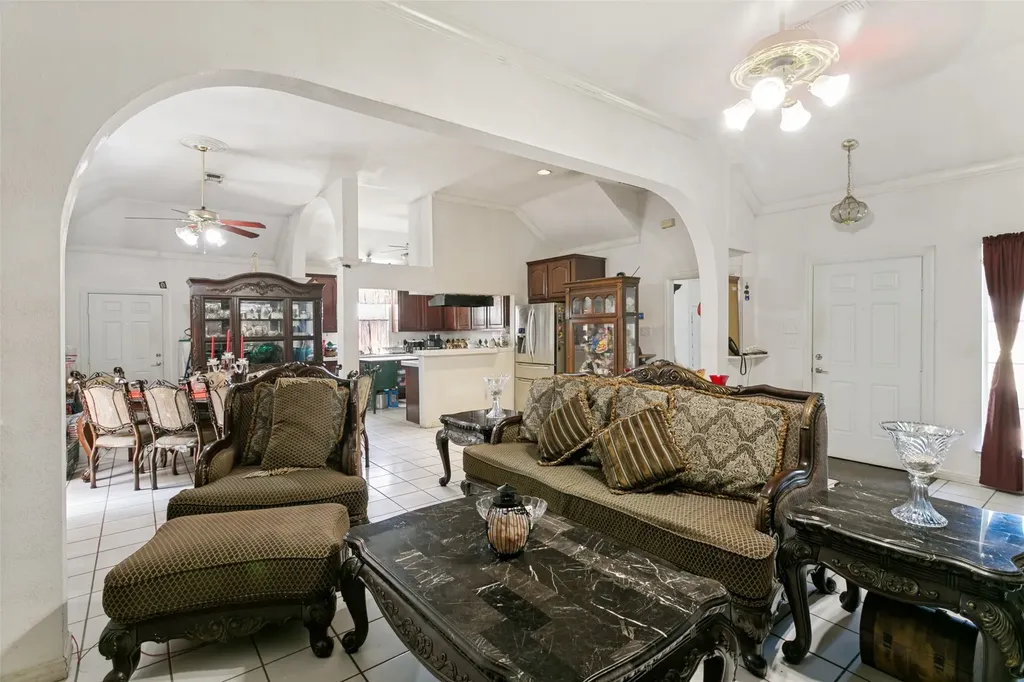 8708 County Road 513 Alvarado TX 76009