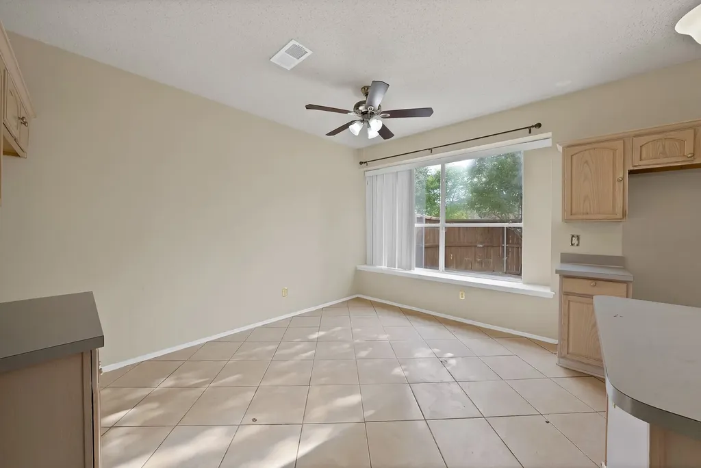 745 Woodridge Drive Desoto TX 75115