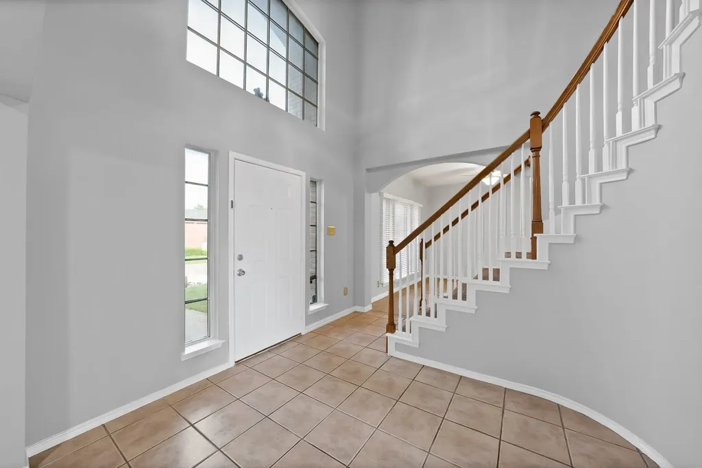 745 Woodridge Drive Desoto TX 75115