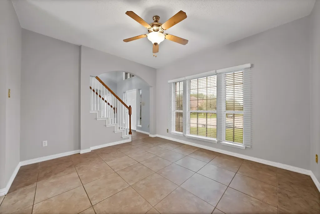 745 Woodridge Drive Desoto TX 75115