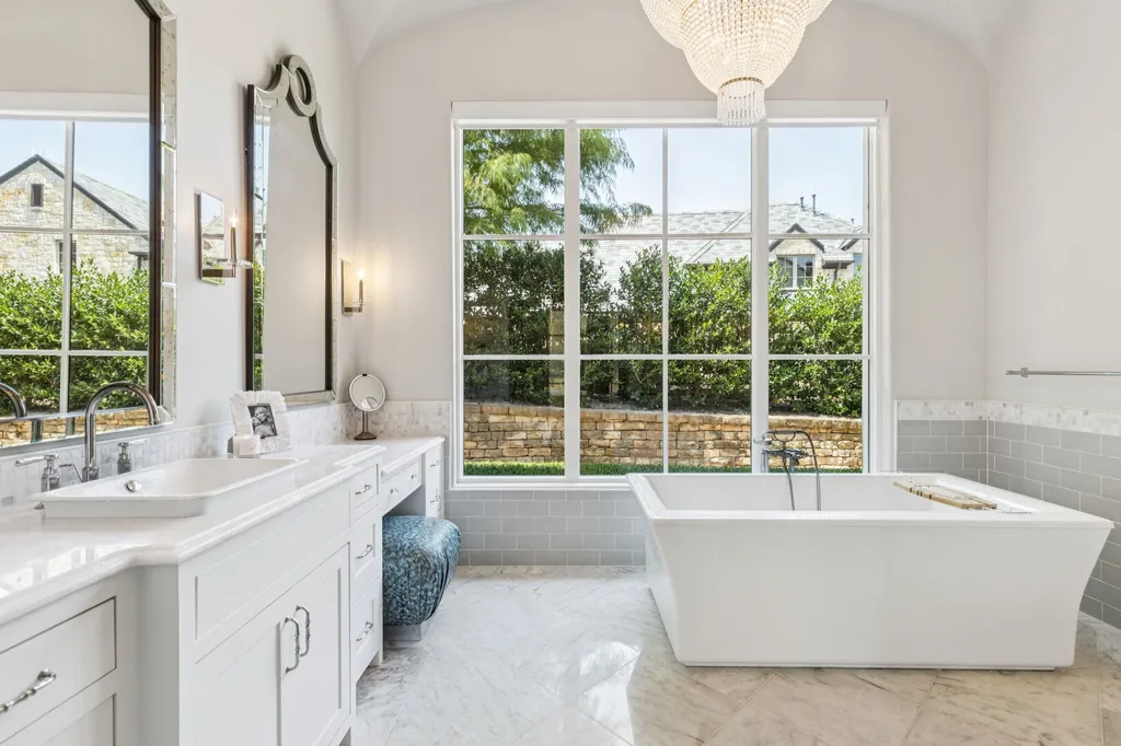 1402 Fountain Grass Court Westlake TX 76262