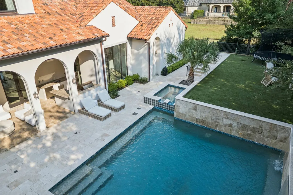 1402 Fountain Grass Court Westlake TX 76262