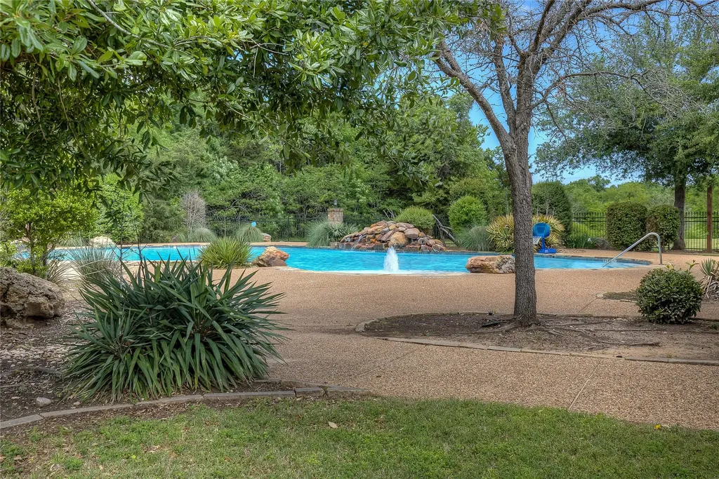1066 Canyon Lake Road Wills Point TX 75169