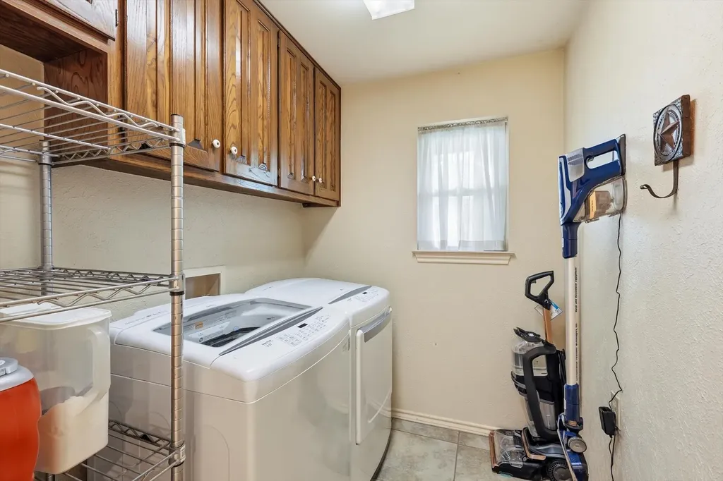 6007 Forestcreek Court Arlington TX 76016