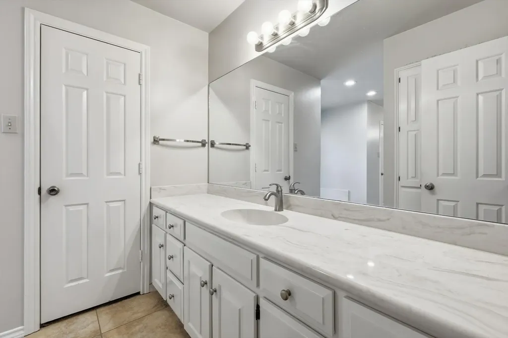 6007 Forestcreek Court Arlington TX 76016