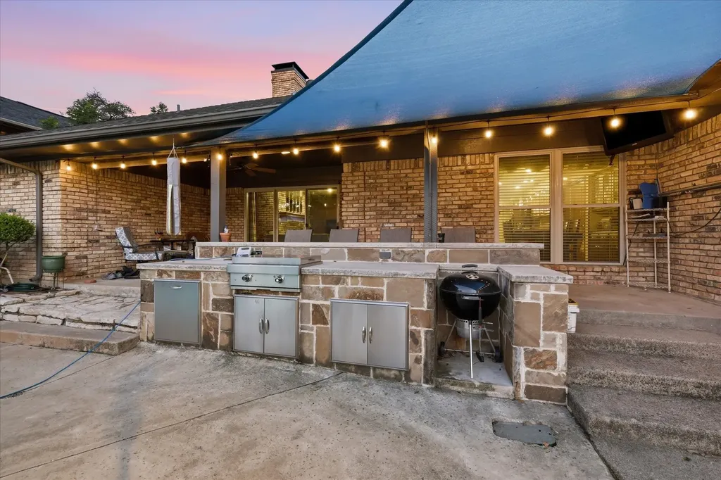 6007 Forestcreek Court Arlington TX 76016