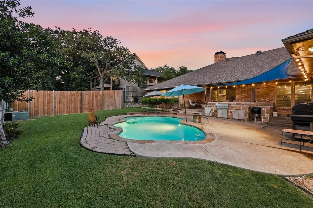 6007 Forestcreek Court Arlington TX 76016