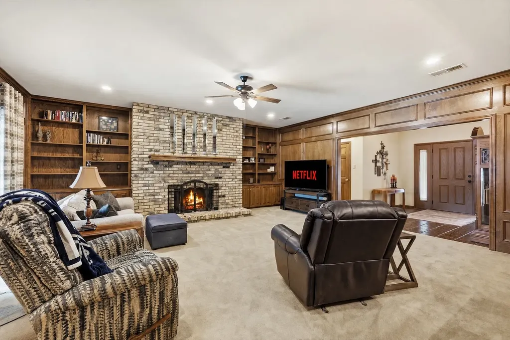6007 Forestcreek Court Arlington TX 76016