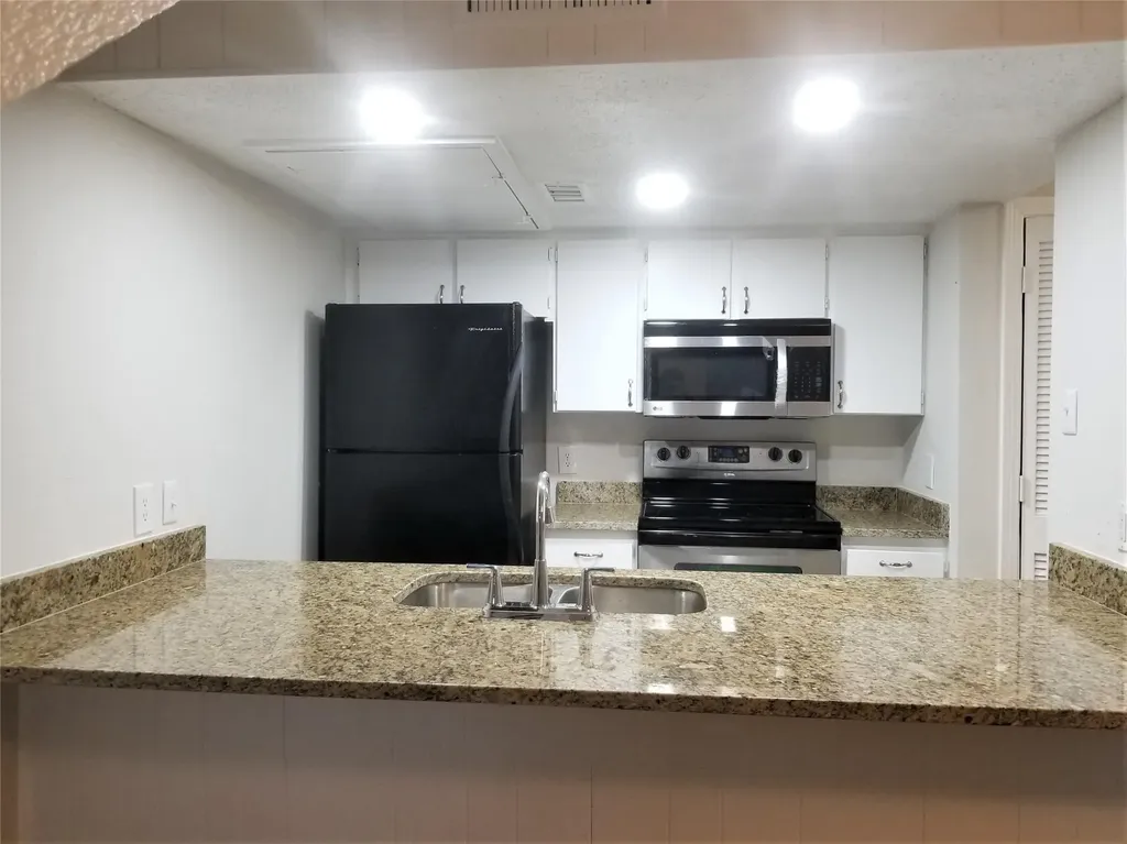 4638 Country Creek Drive Dallas TX 75236