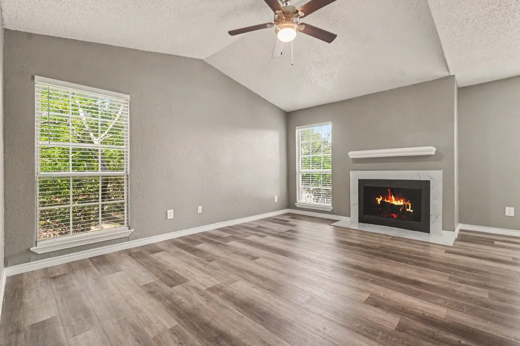 3645 W Northgate Drive Irving TX 75062