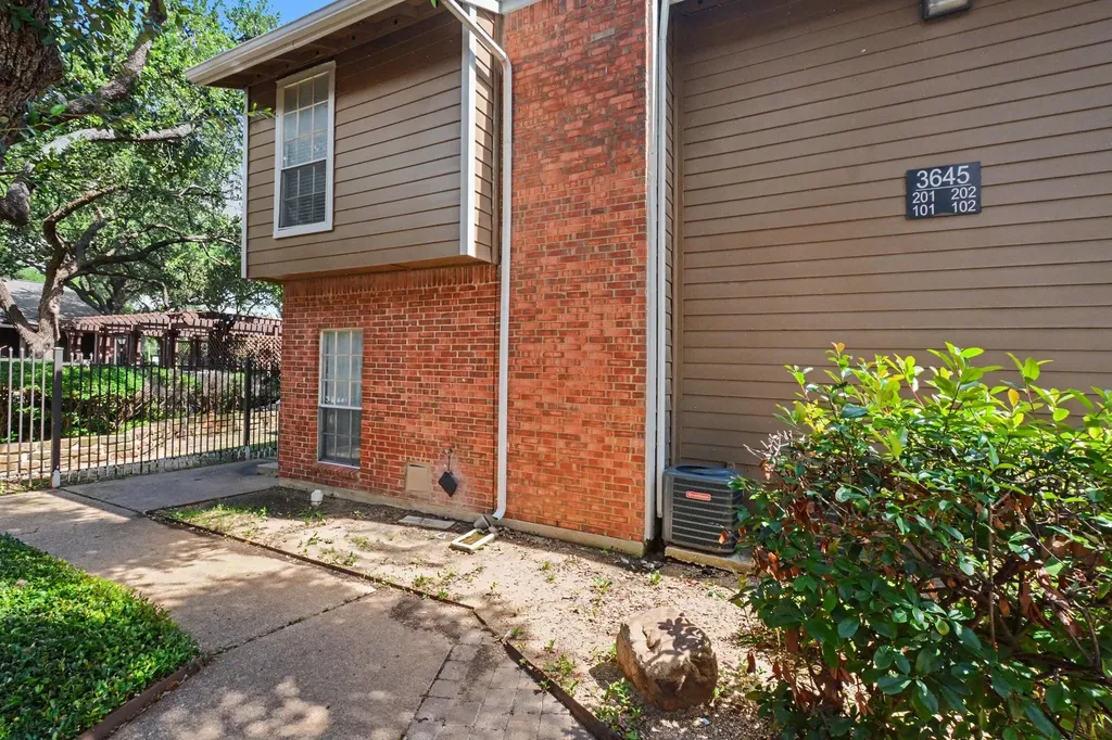 3645 W Northgate Drive Irving TX 75062