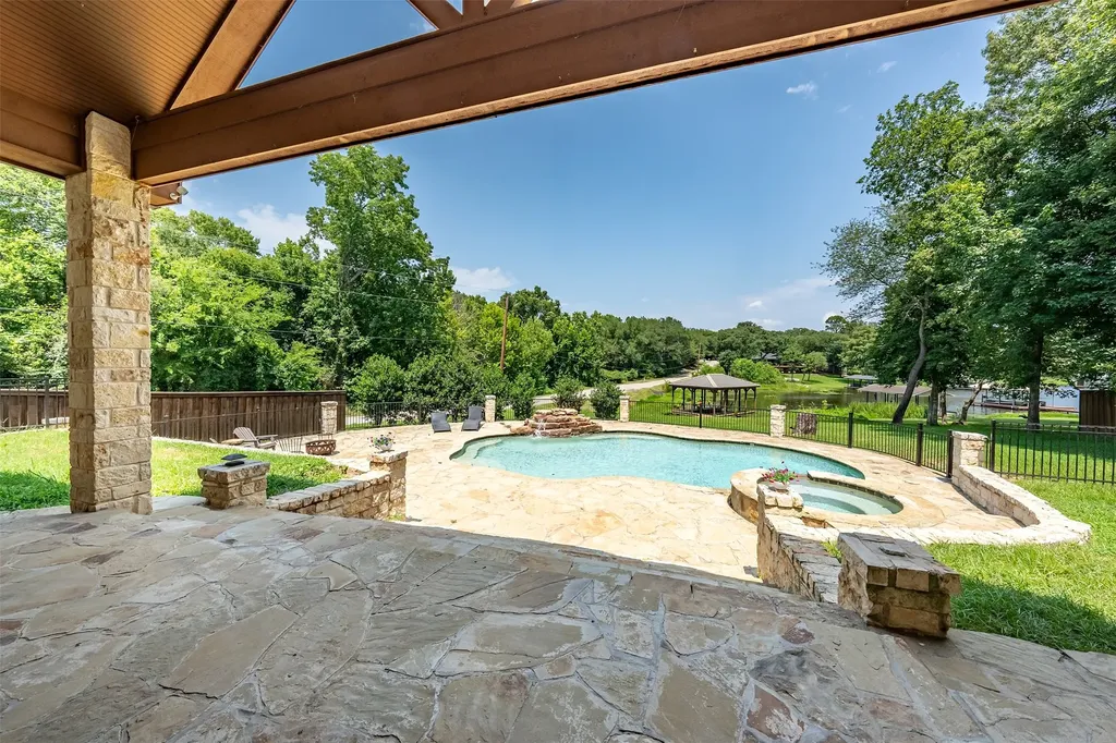 6414 Dorsey Drive Athens TX 75752