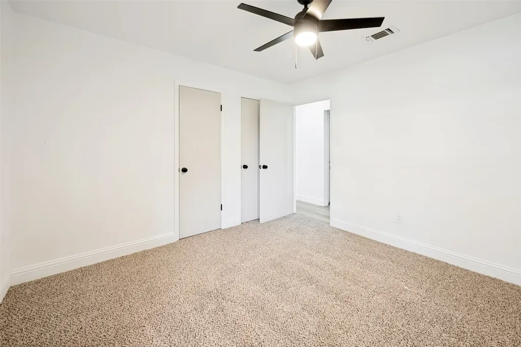 1113 Heather Court Benbrook TX 76126