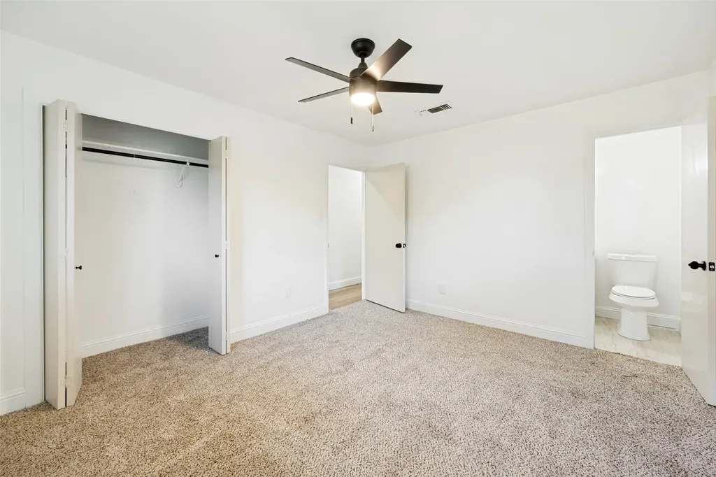 1113 Heather Court Benbrook TX 76126