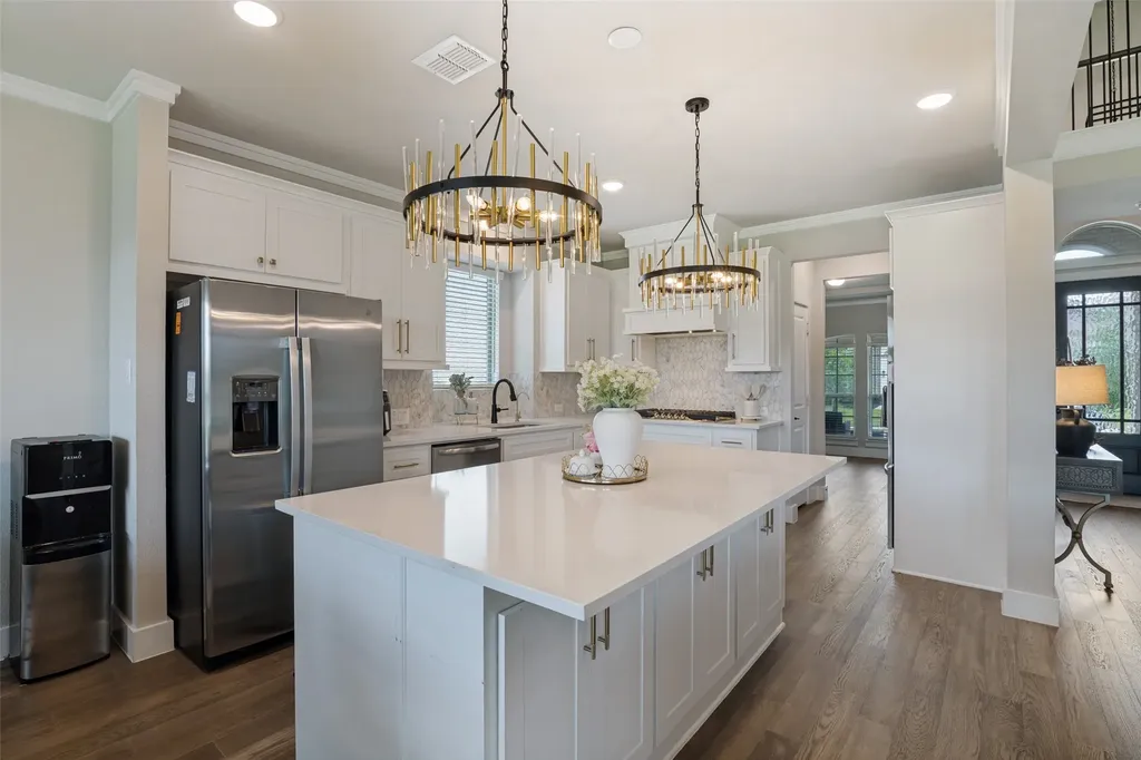 712 Stearman Lane Fate TX 75087