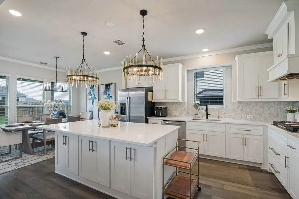 712 Stearman Lane Fate TX 75087