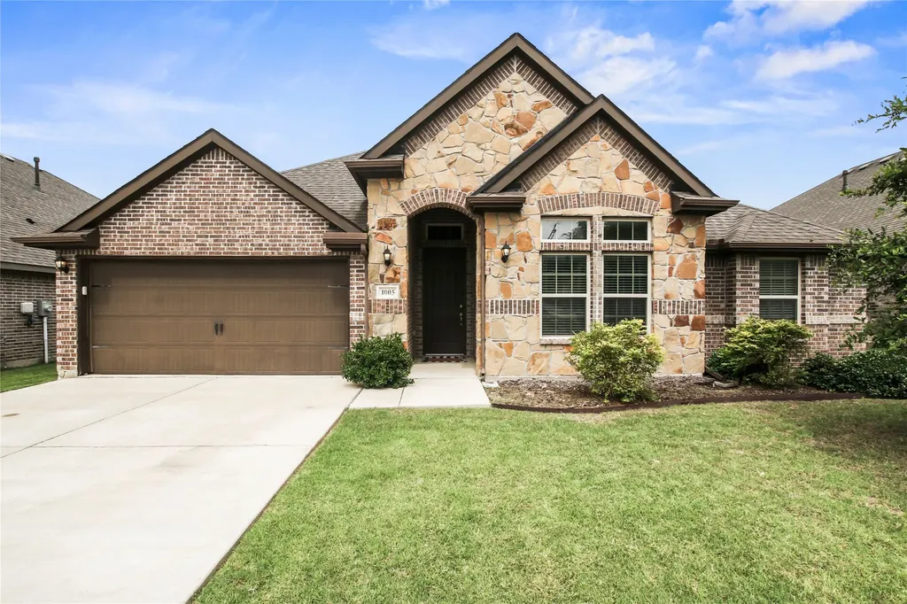 1005 Kettlewood Drive Justin TX 76247