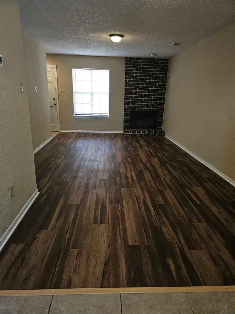 2822 Wimbledon Court Garland TX 75041