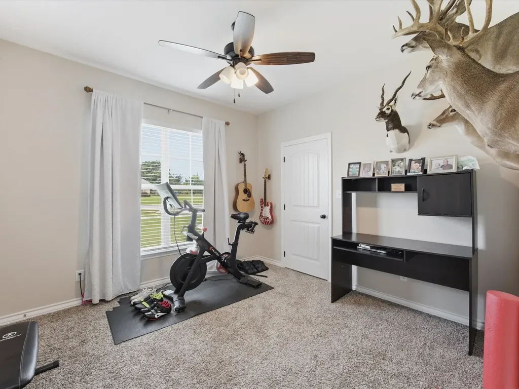 101 Walnut Street Paradise TX 76073