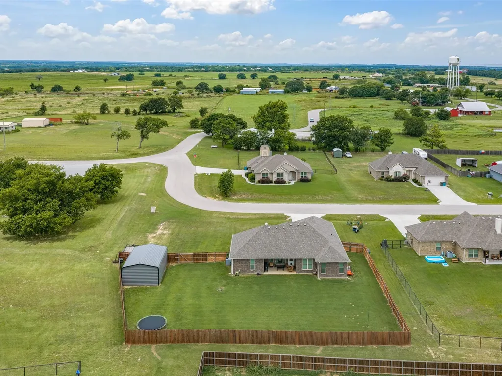 101 Walnut Street Paradise TX 76073