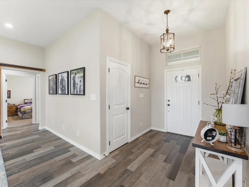 101 Walnut Street Paradise TX 76073