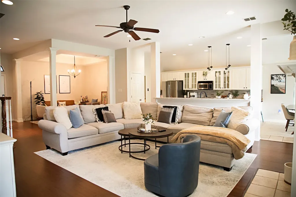 7416 Rolling Hills Drive Benbrook TX 76126