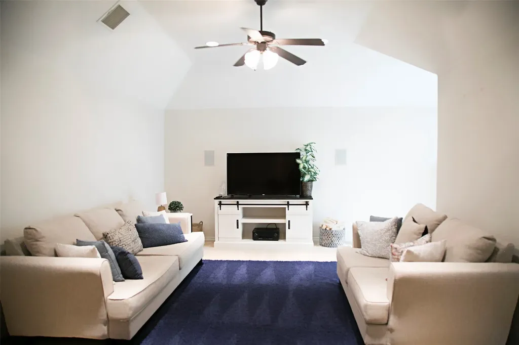 7416 Rolling Hills Drive Benbrook TX 76126