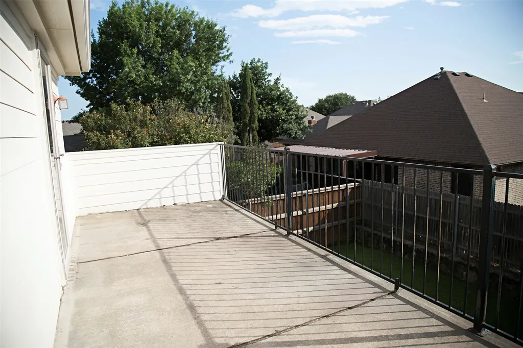 7416 Rolling Hills Drive Benbrook TX 76126