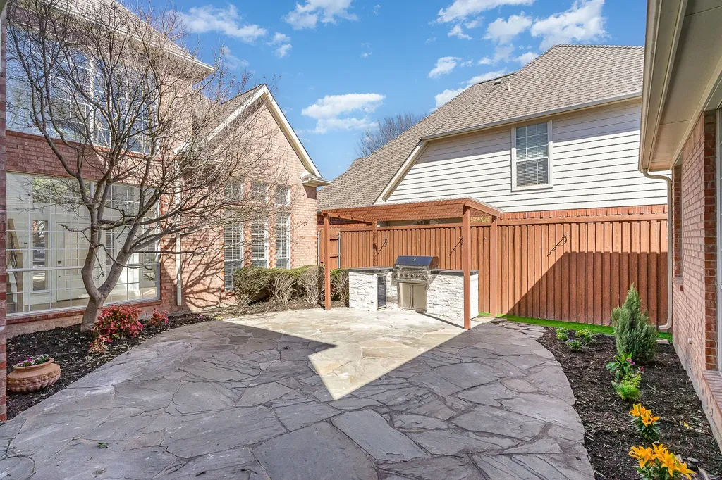 7524 Aberdon Road Dallas TX 75252