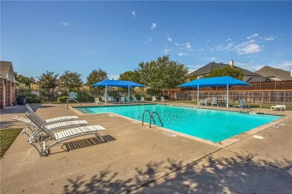7524 Aberdon Road Dallas TX 75252