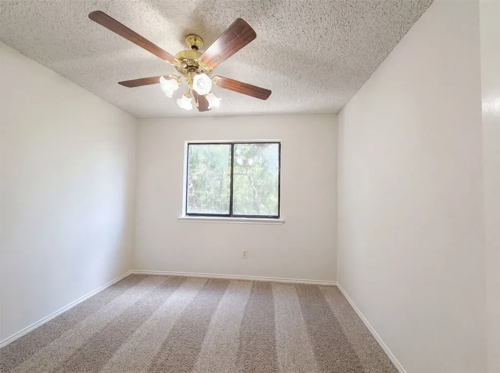 3805 Brookfield Drive Arlington TX 76001