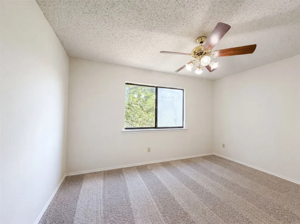 3805 Brookfield Drive Arlington TX 76001