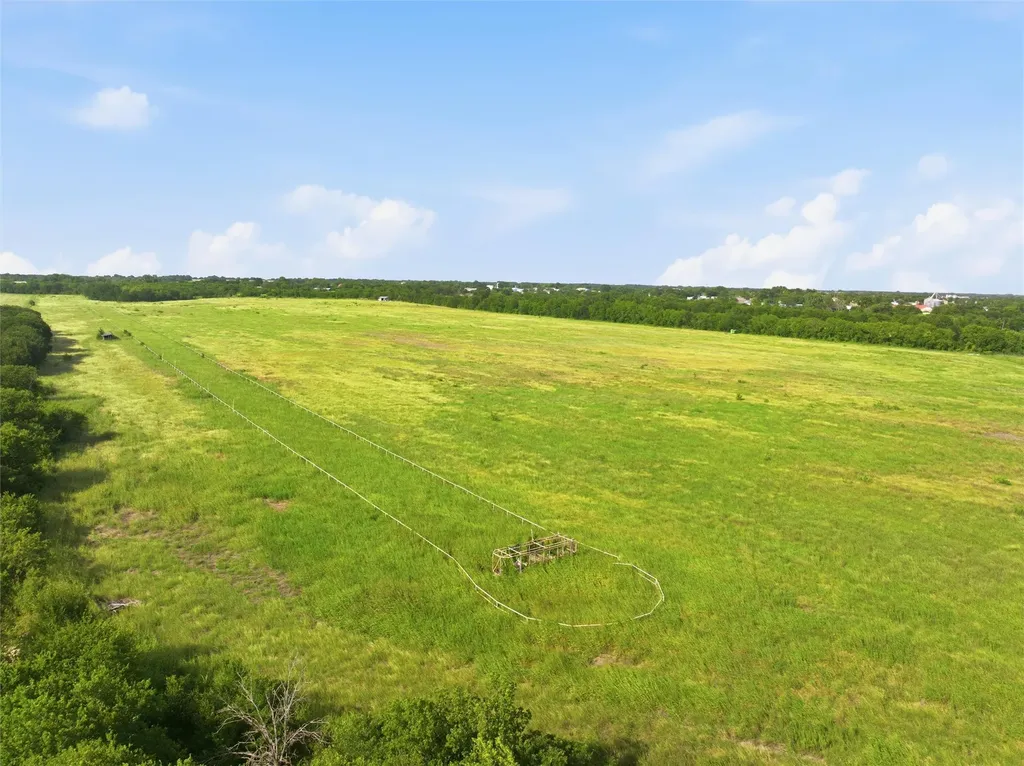 2519 Hwy 7 Highway Chilton TX 76632