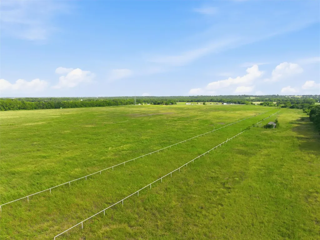 2519 Hwy 7 Highway Chilton TX 76632